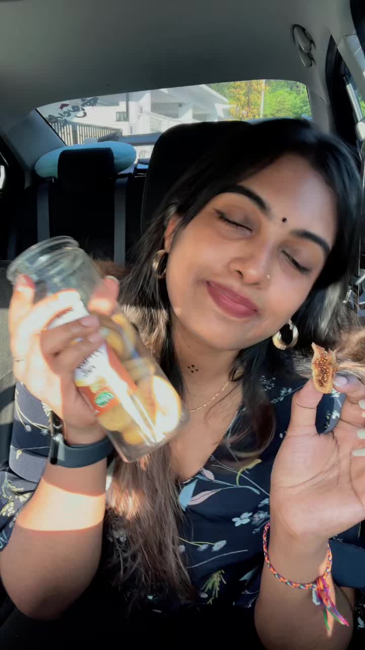 @விசாலினி குமாரன்