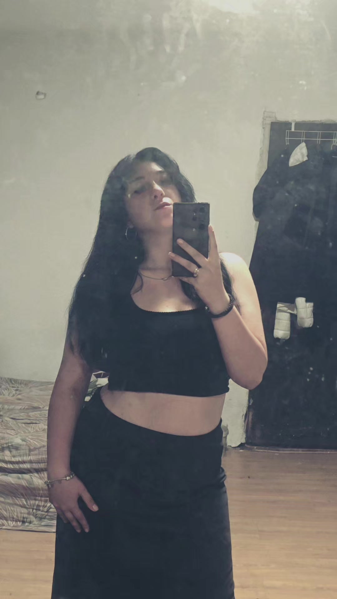 @🖤