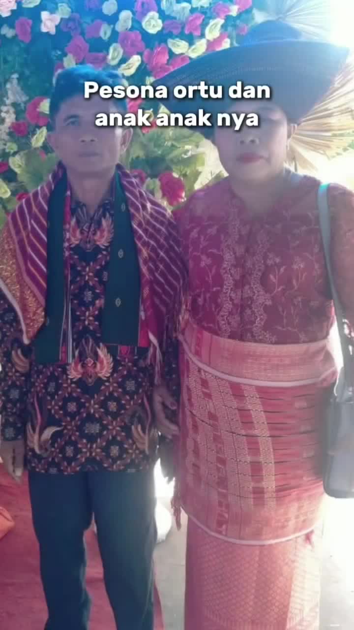 @santa tarigan