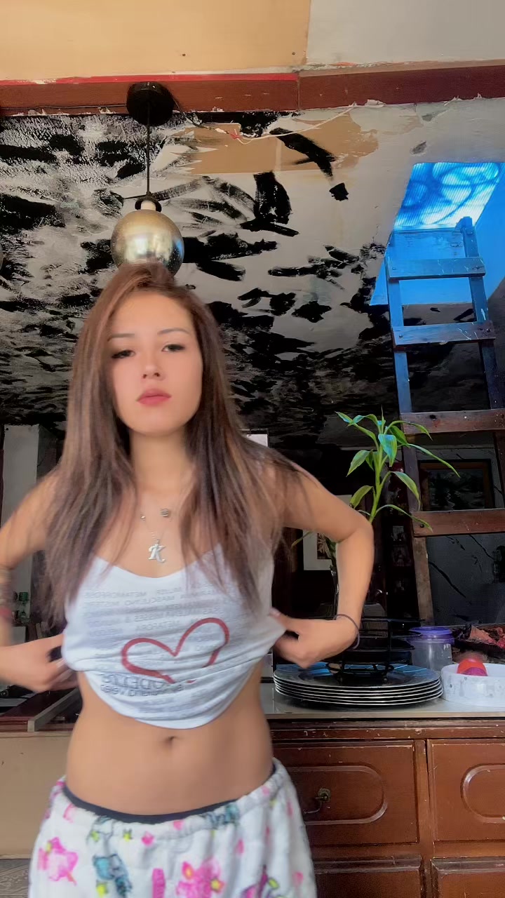 @𝙺𝚎𝚕𝚕𝚢🪼