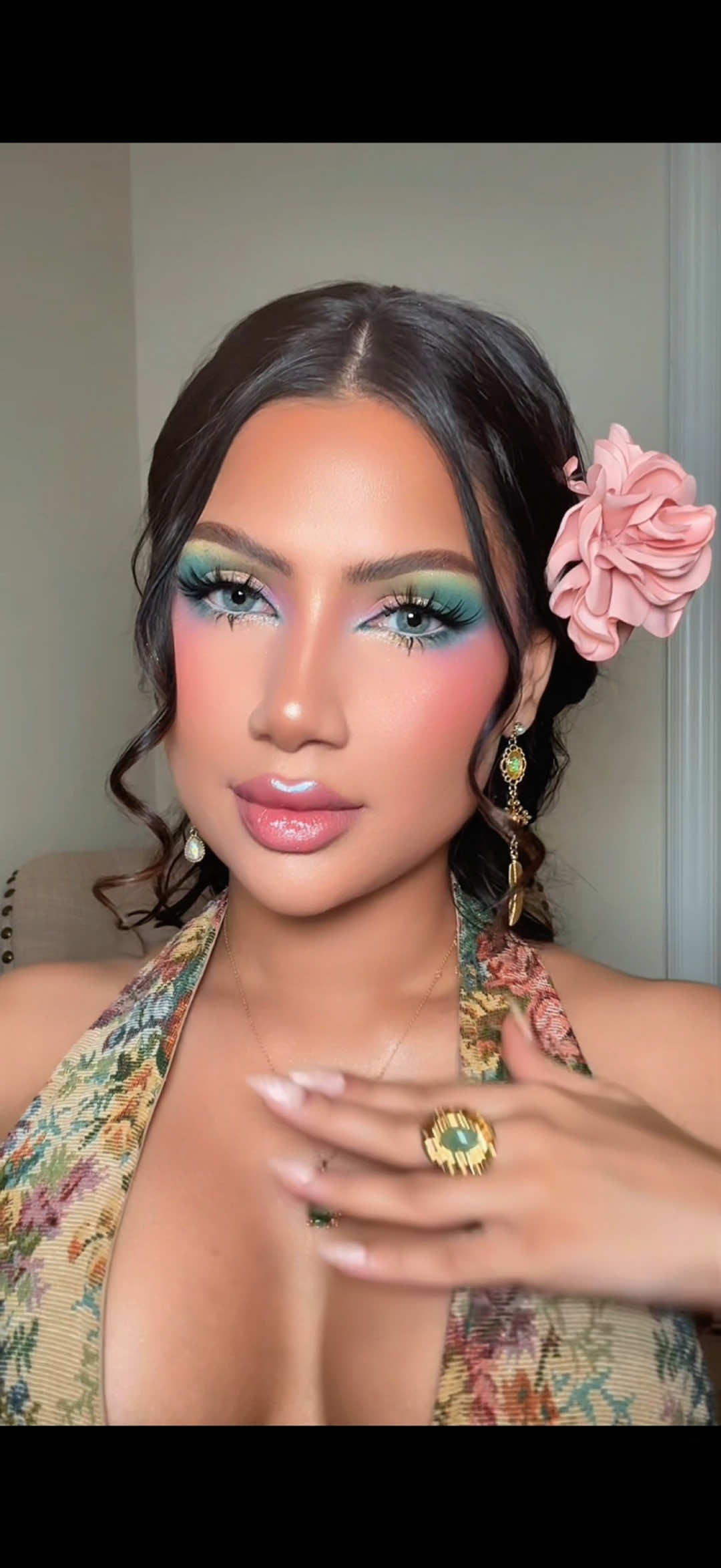 @Makeupbyalinna