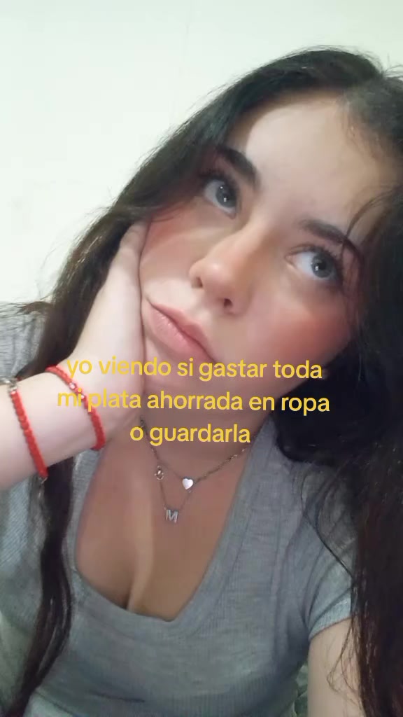 @naiunicole