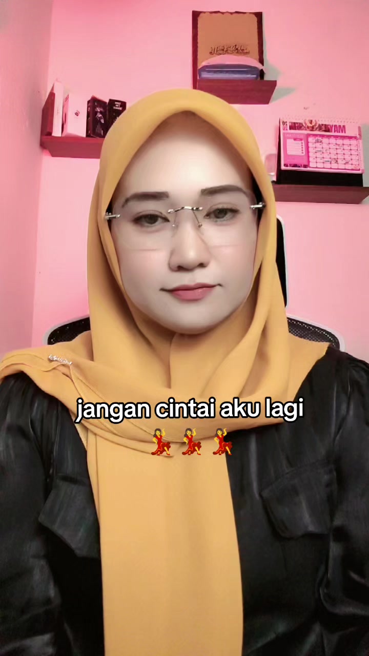 @Nayla Zora