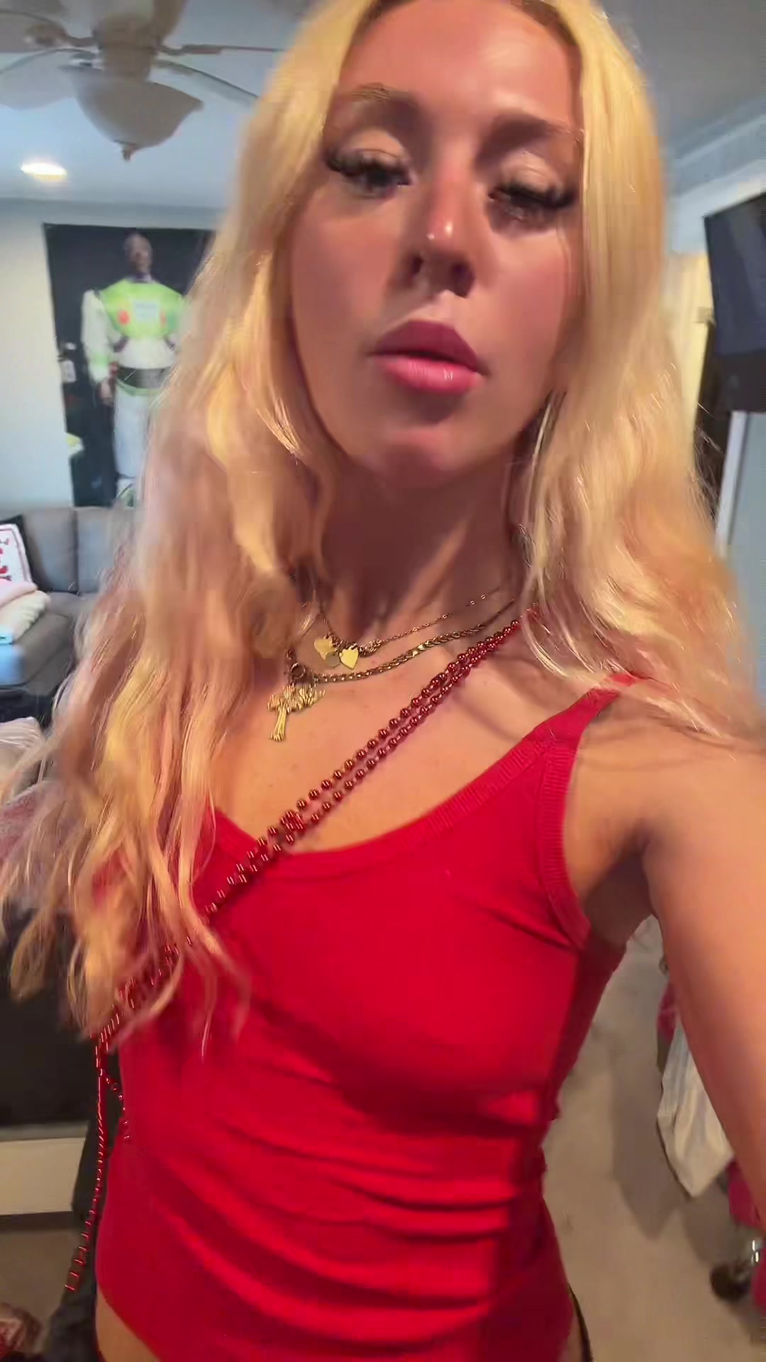 @Liv