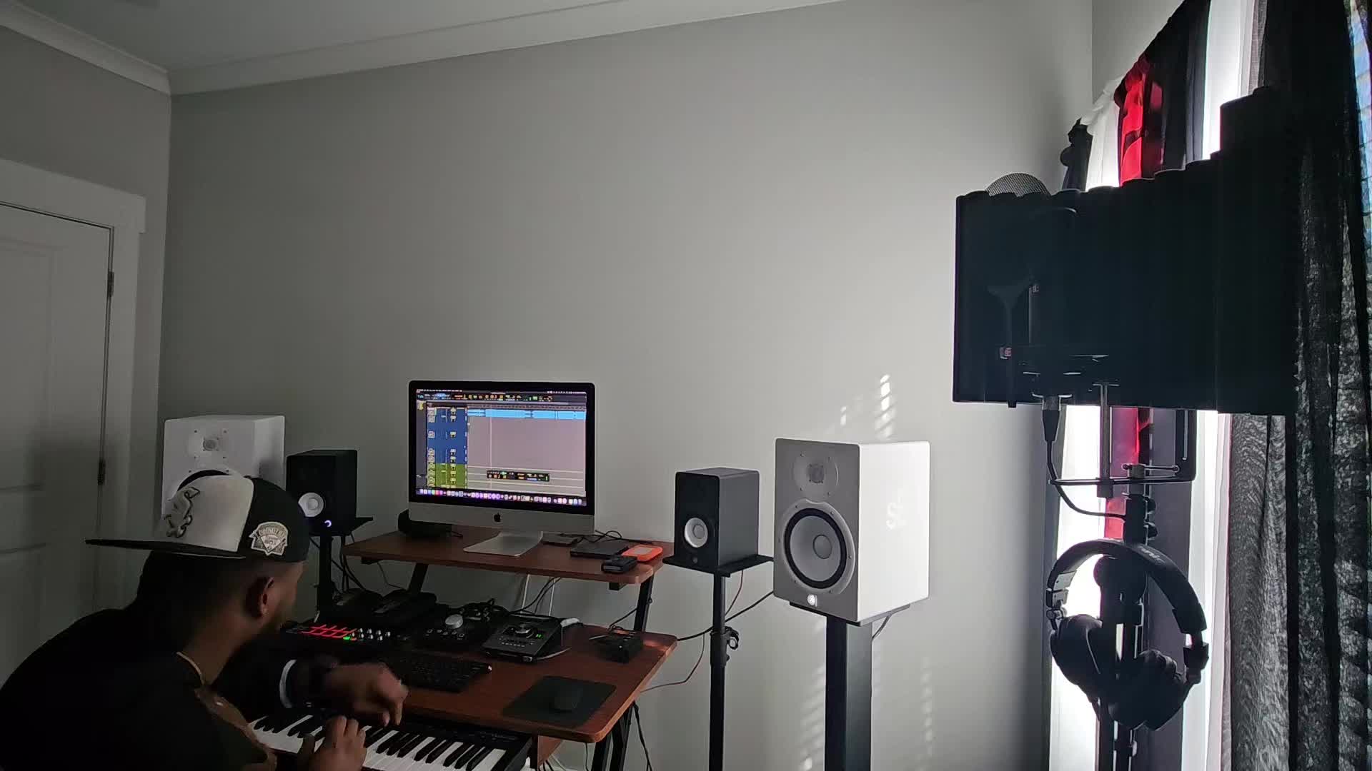 @Iamblaze