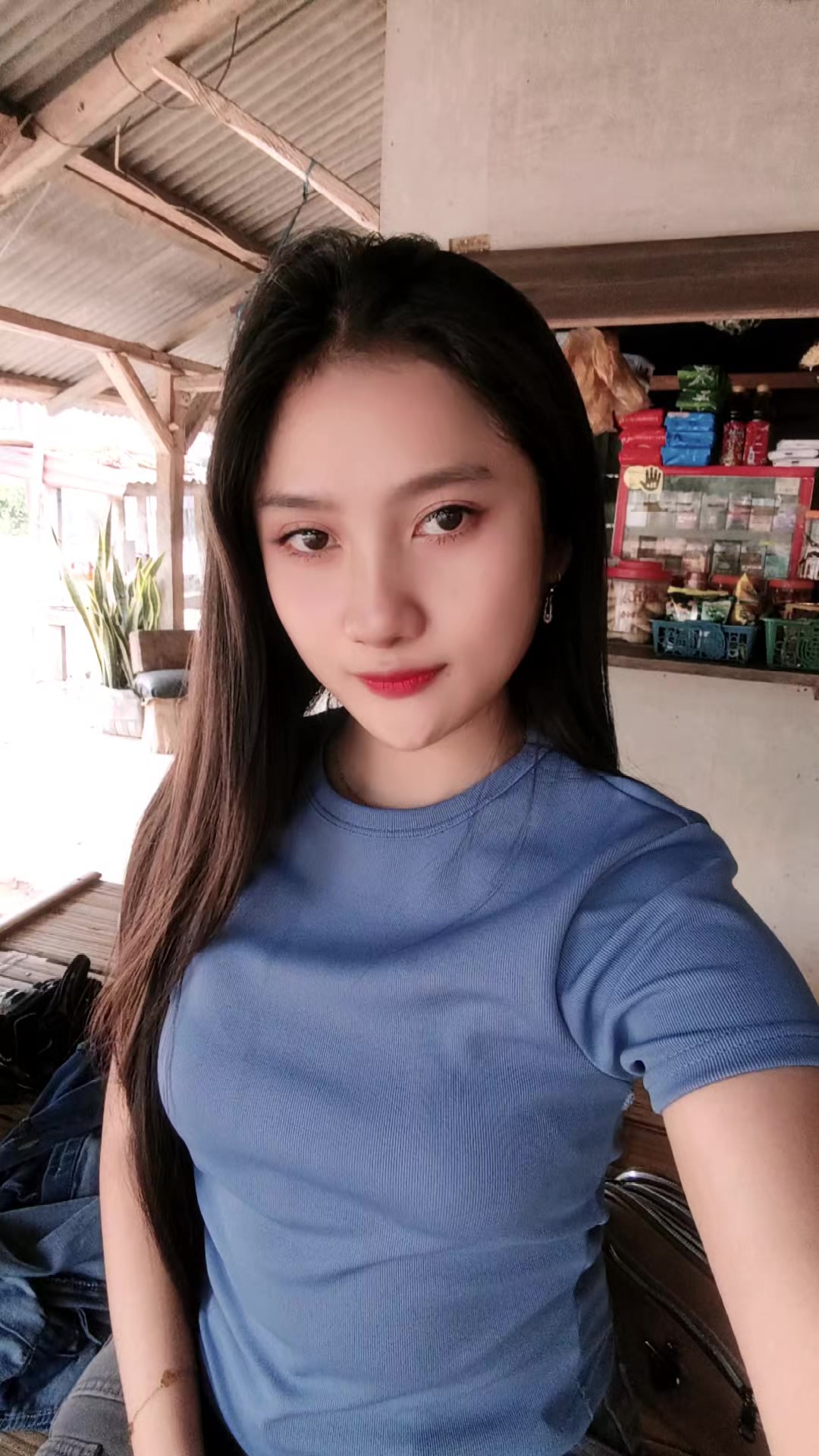 @Dari Kontak Anda