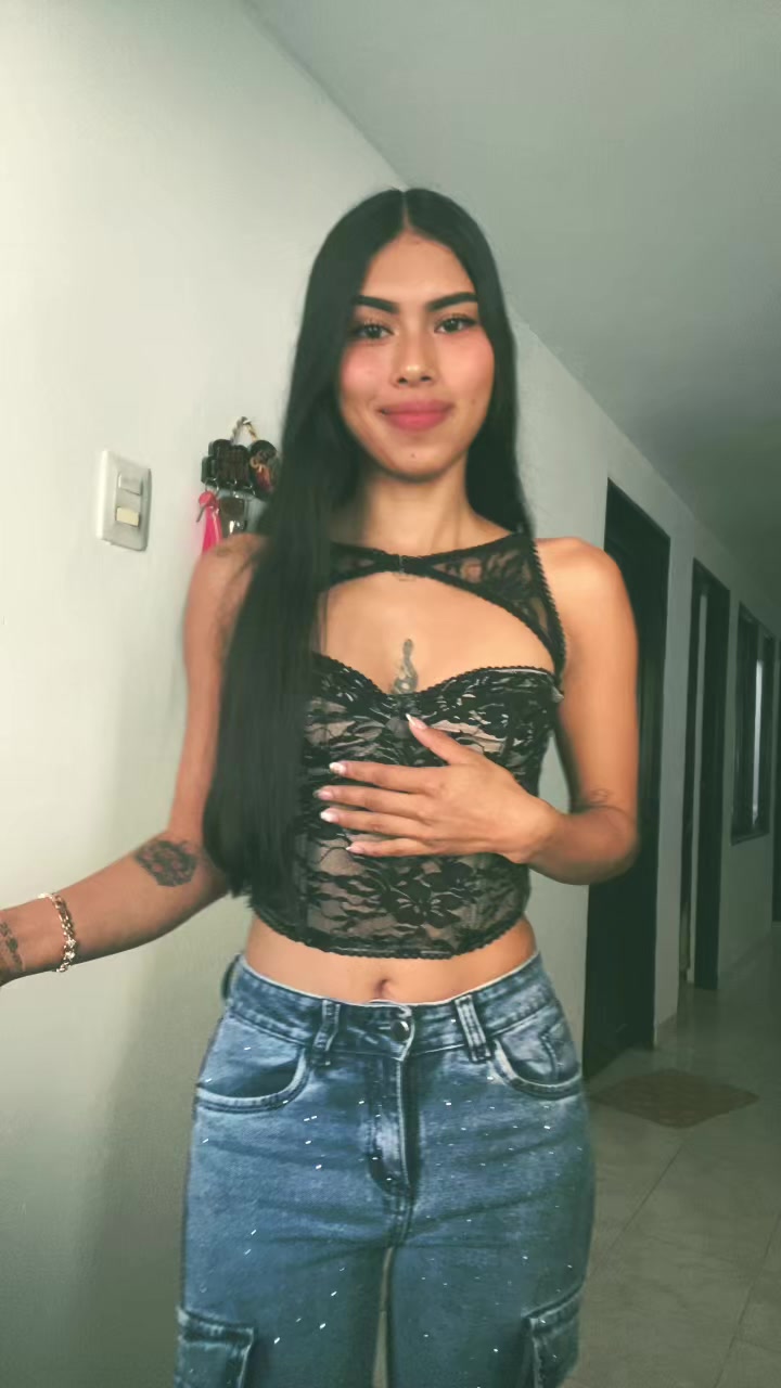 @Daniela Becerra♡