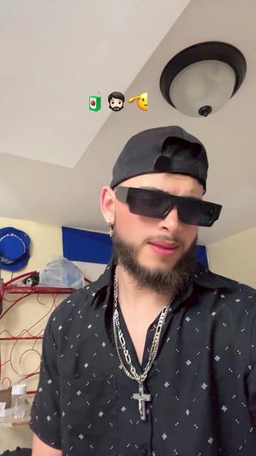 @️