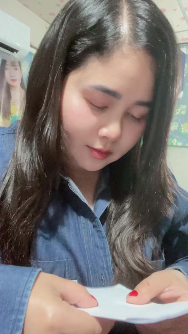 @🦋ပန်းနု🩵