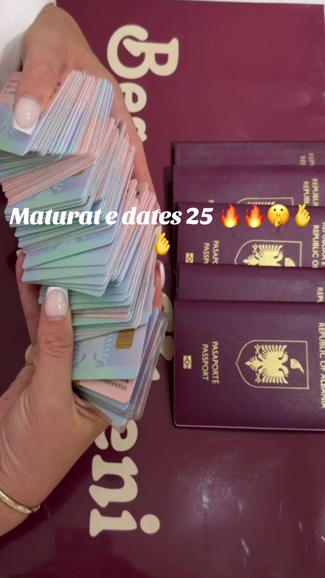 @Fustanemeqera_besa_xheni