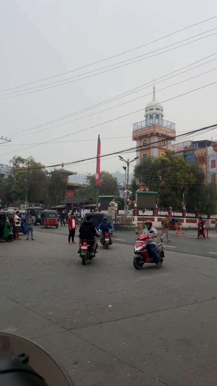 @Roshan Khapung