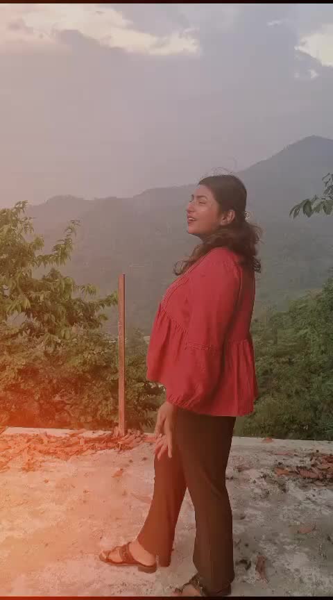 @aArTi aDhikAr&Iuml;. ❤️❤️❤️