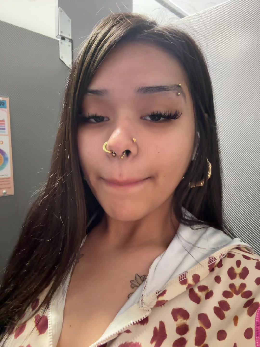 @g