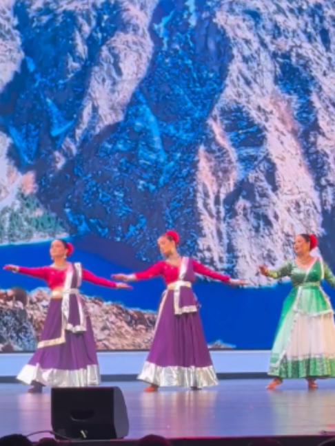 @shrutisdanceandyoga