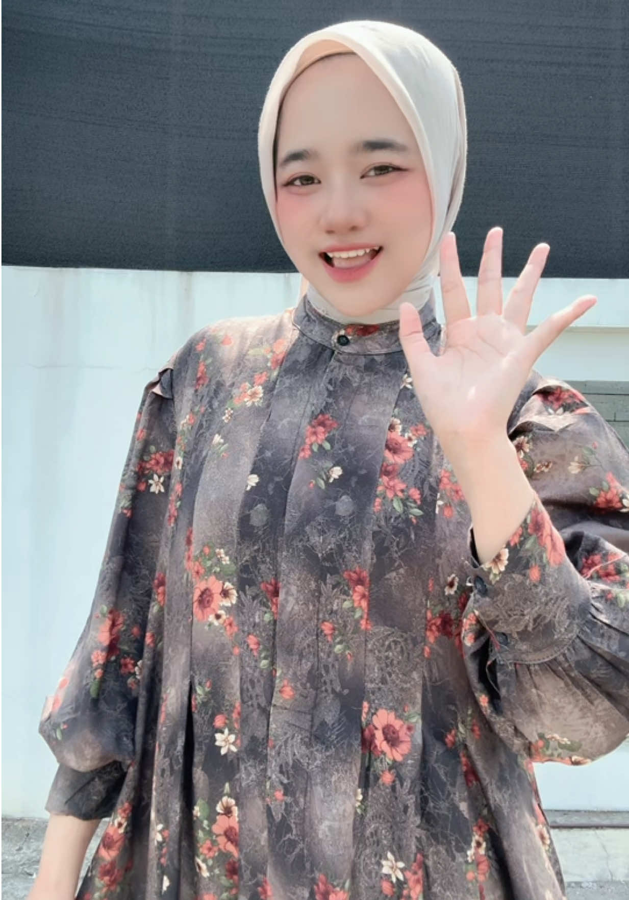 @Ziyadailyfashion