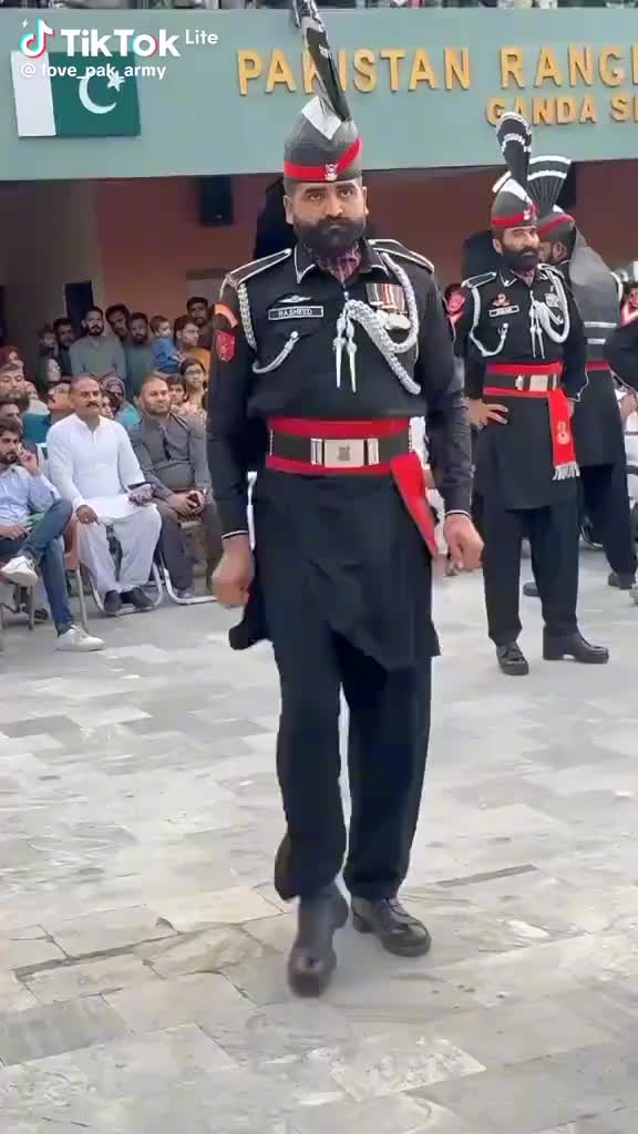 @غریب۔ لرکی258