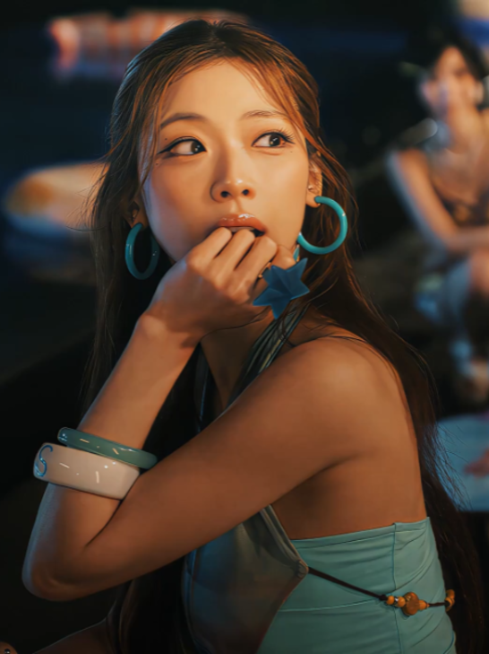 @R Y O U N