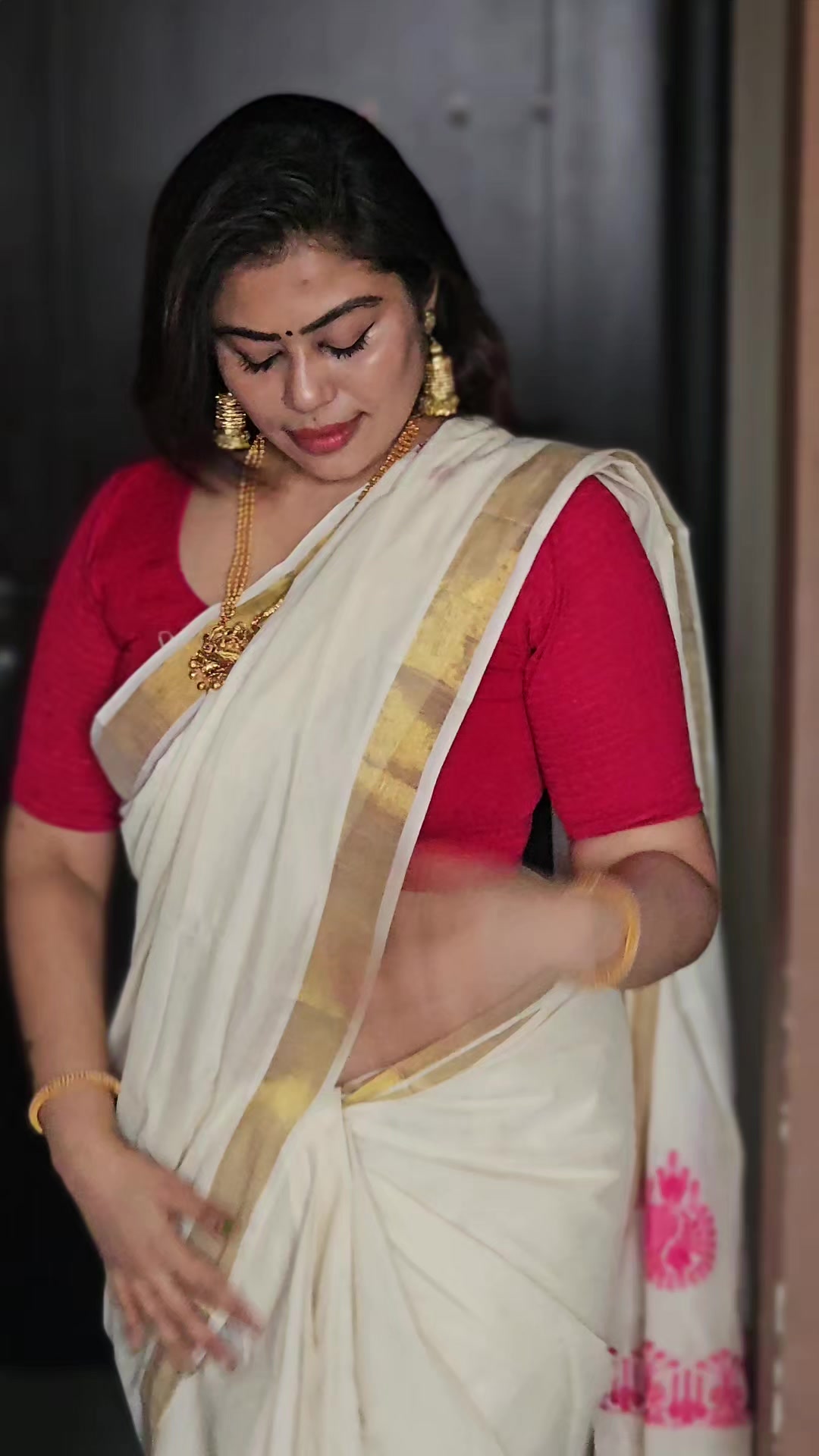 @Nithyapradeep1