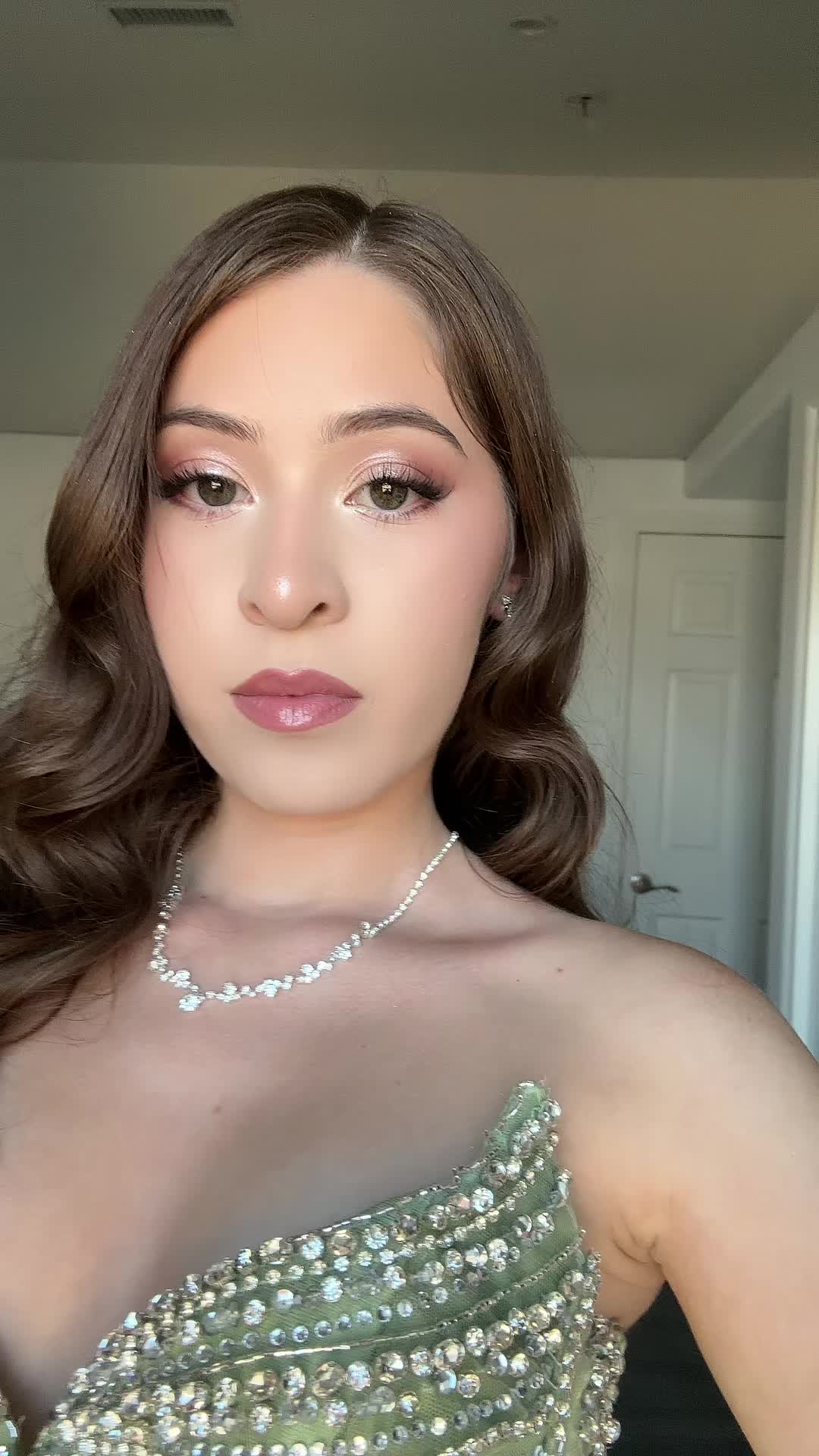 @𝒎𝒆𝒍𝒐𝒅𝒚🌷