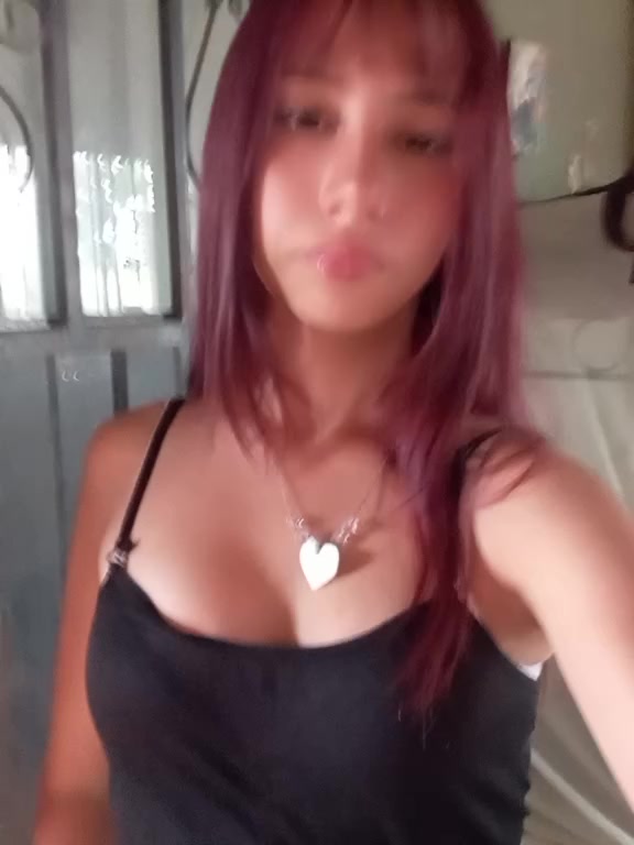 @🙇🏻♀️Valentina🙇🏻♀️