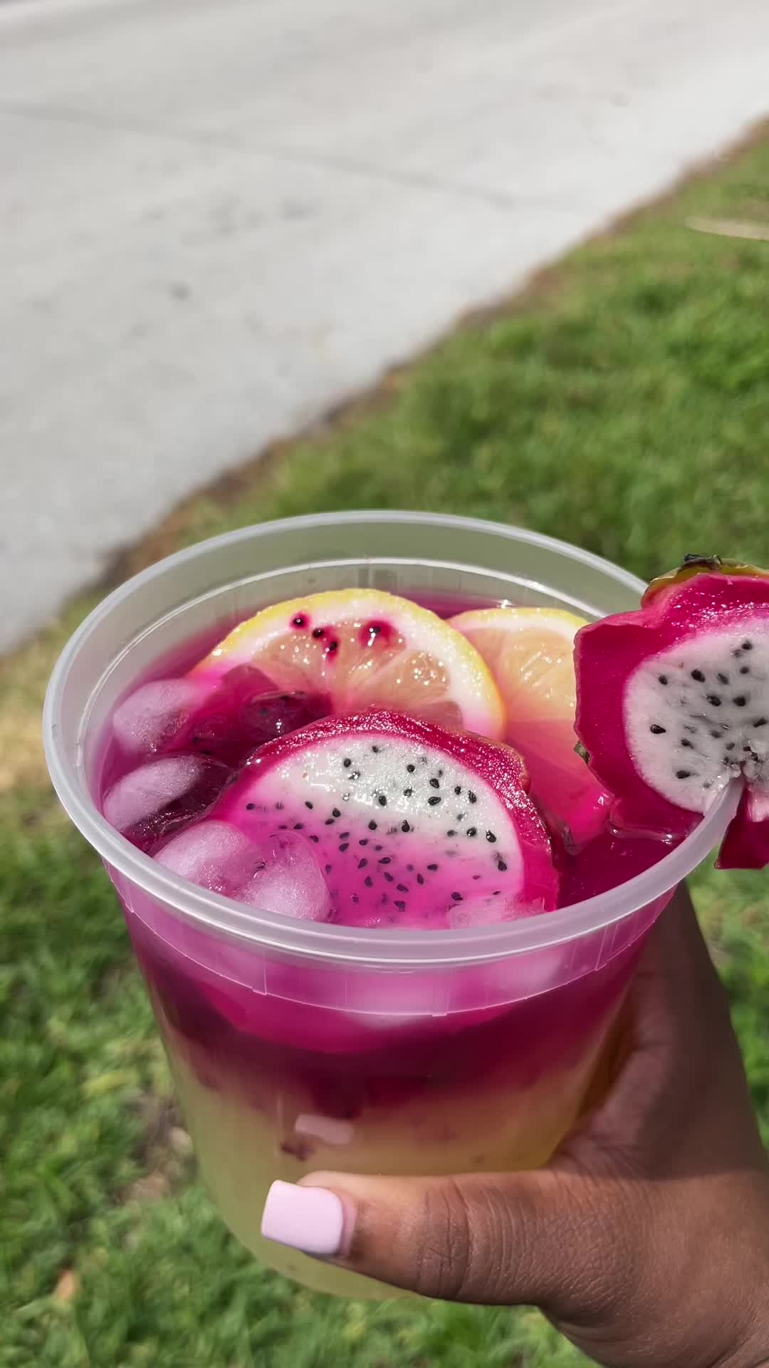 @jojoslemonade&mo
