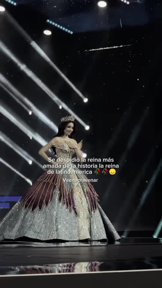 @VeenaCR_🇨🇷