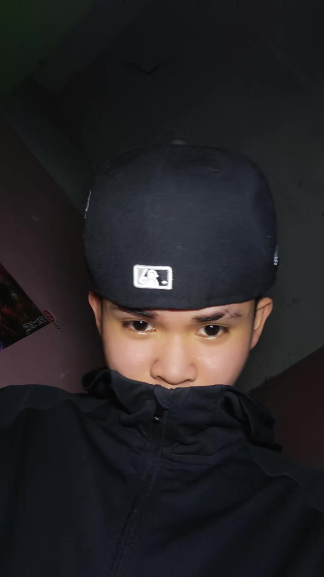 @emji_🧐