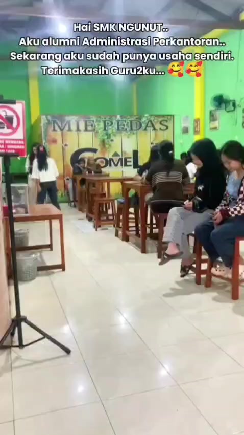 @Mie Pedas Comel