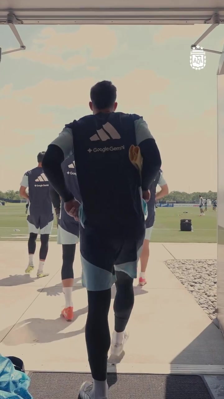 @Selecci&oacute;n Argentina in English