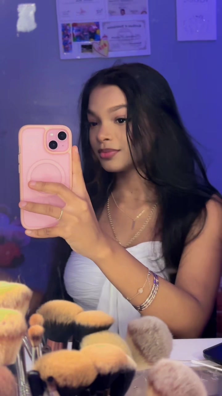 @𝐭𝐡𝐞𝐲𝐥𝐮𝐯.𝐫𝐢𝐫𝐢