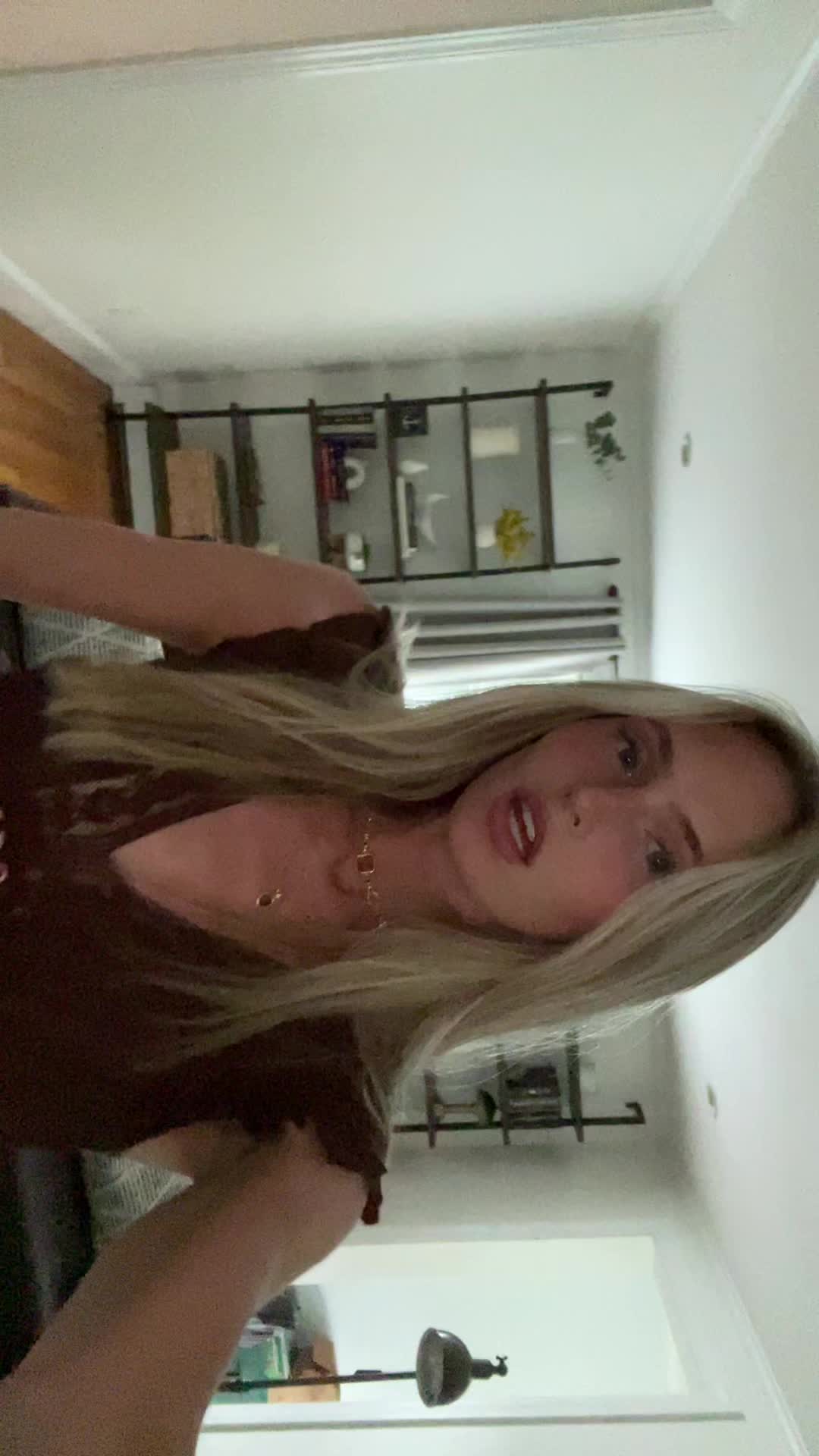 @fiona