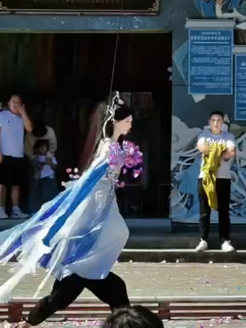 @Tỷ Tỷ Cosplay ✨