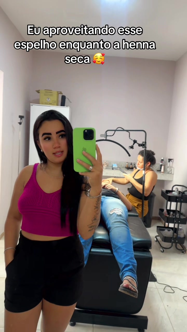 @Giselle_cristt