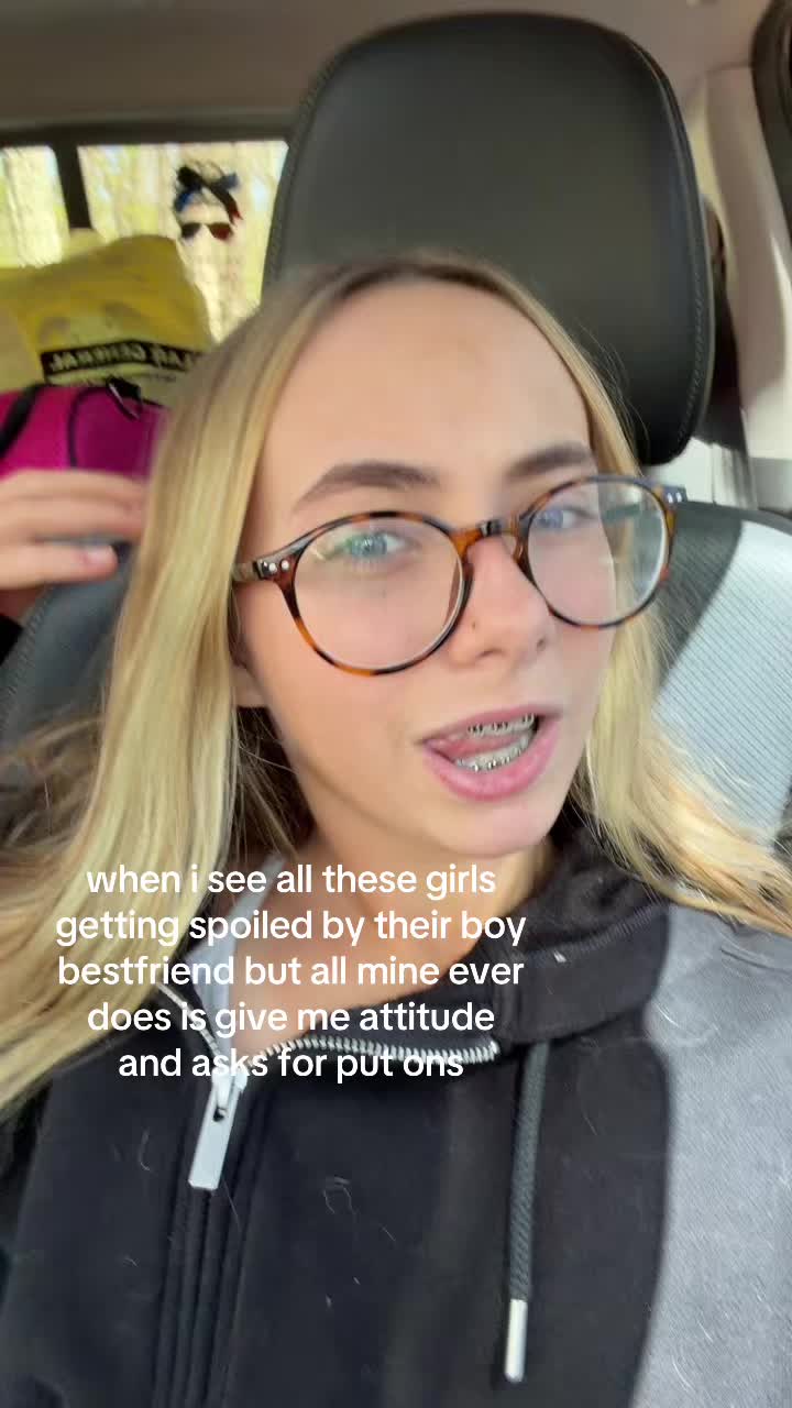 @???