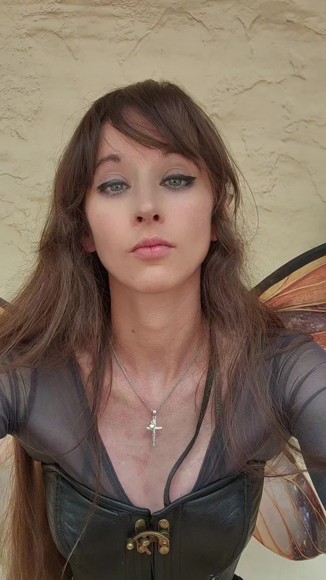 @DatCosplayDoe