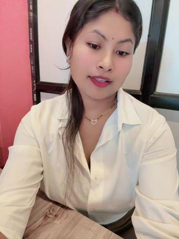 @Your ______ girl❣️🥀