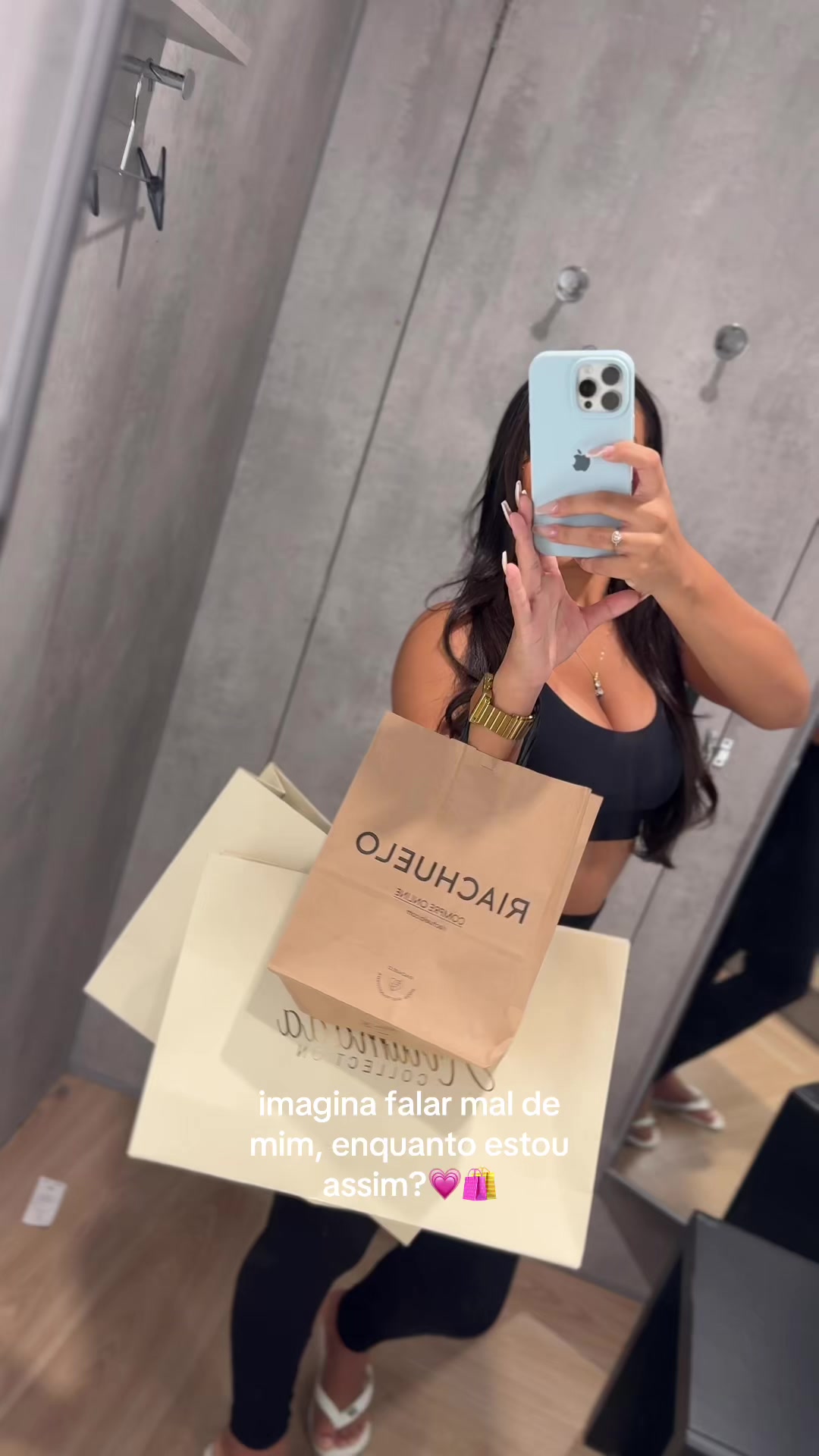 @thainaaofc_