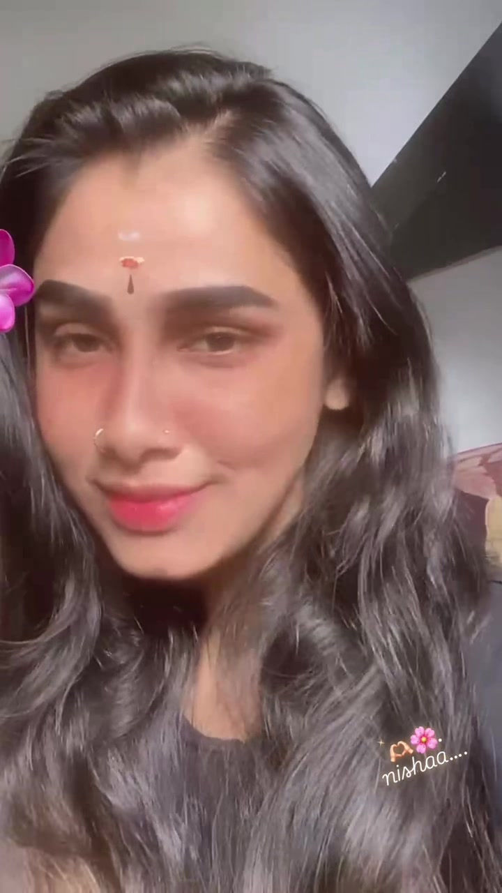 @Nishaa_Official