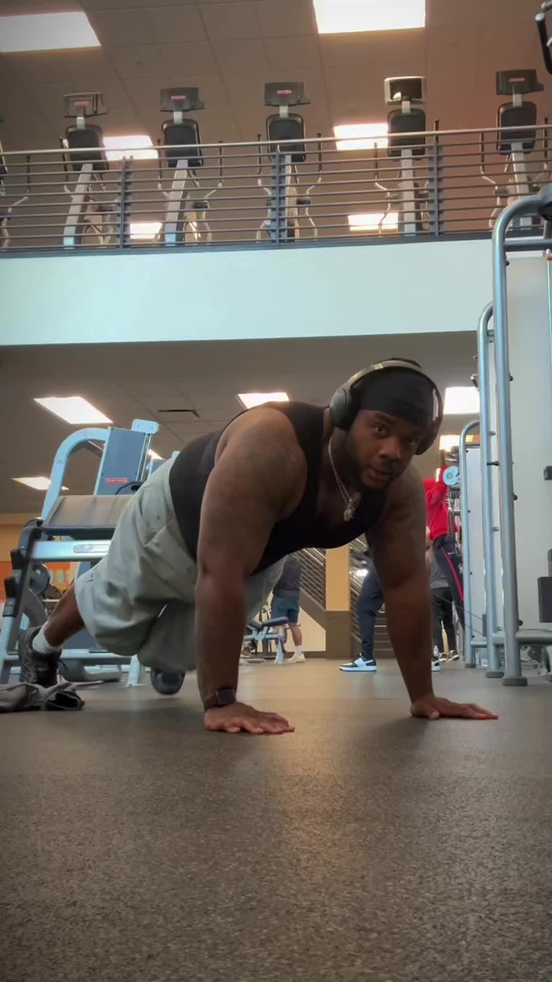 @AJ | Fitness Coach