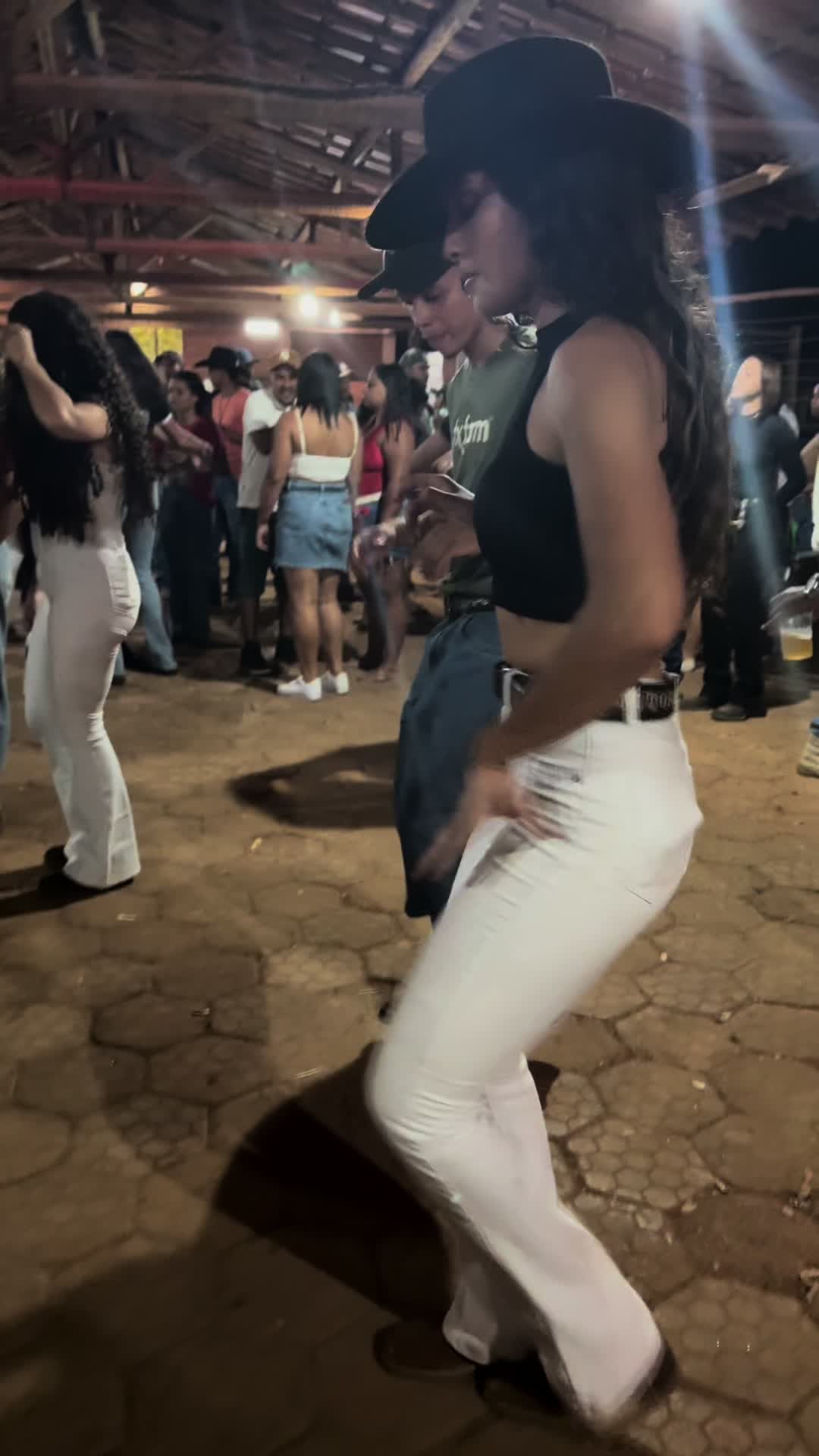 @Vitória_guedes01