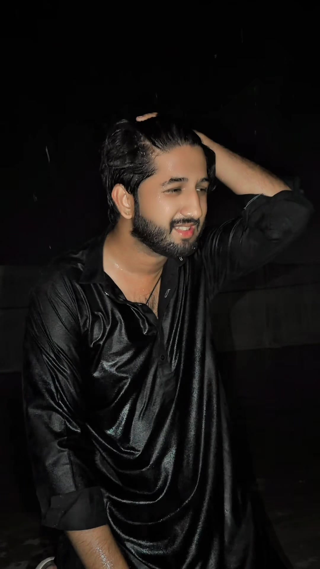 @Veer_Shahzaib