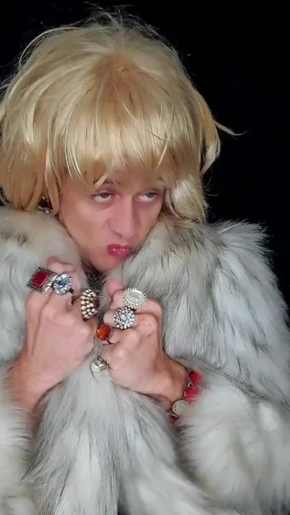 @Emilio Meneses Costa