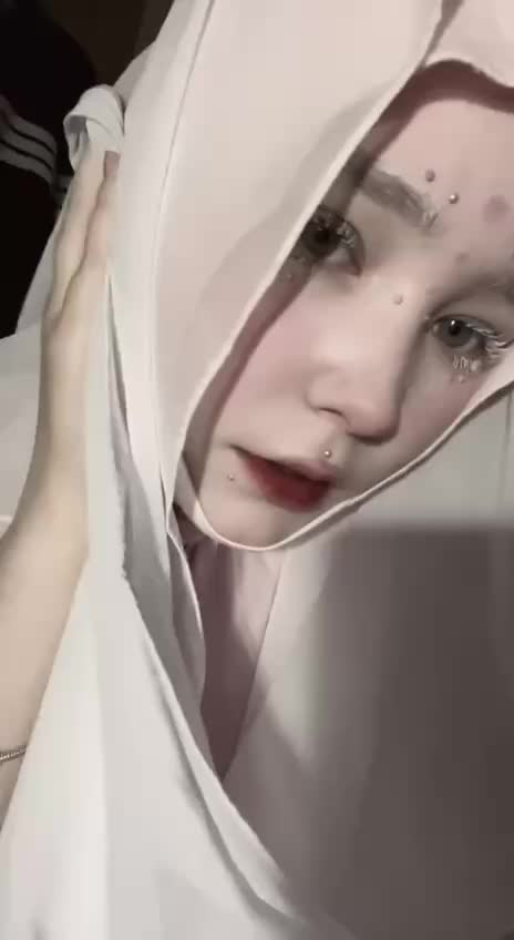 @малиКа🦇