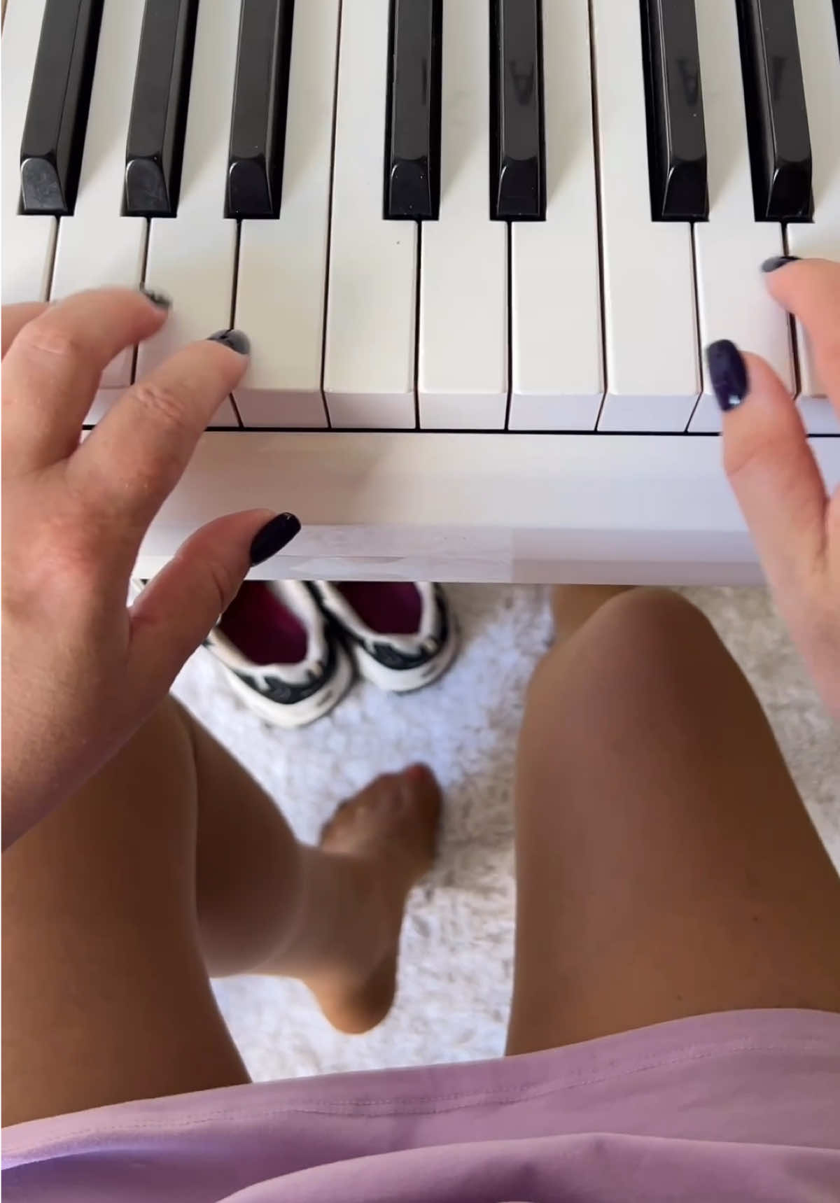 @👠 Nylons Rock 🎹