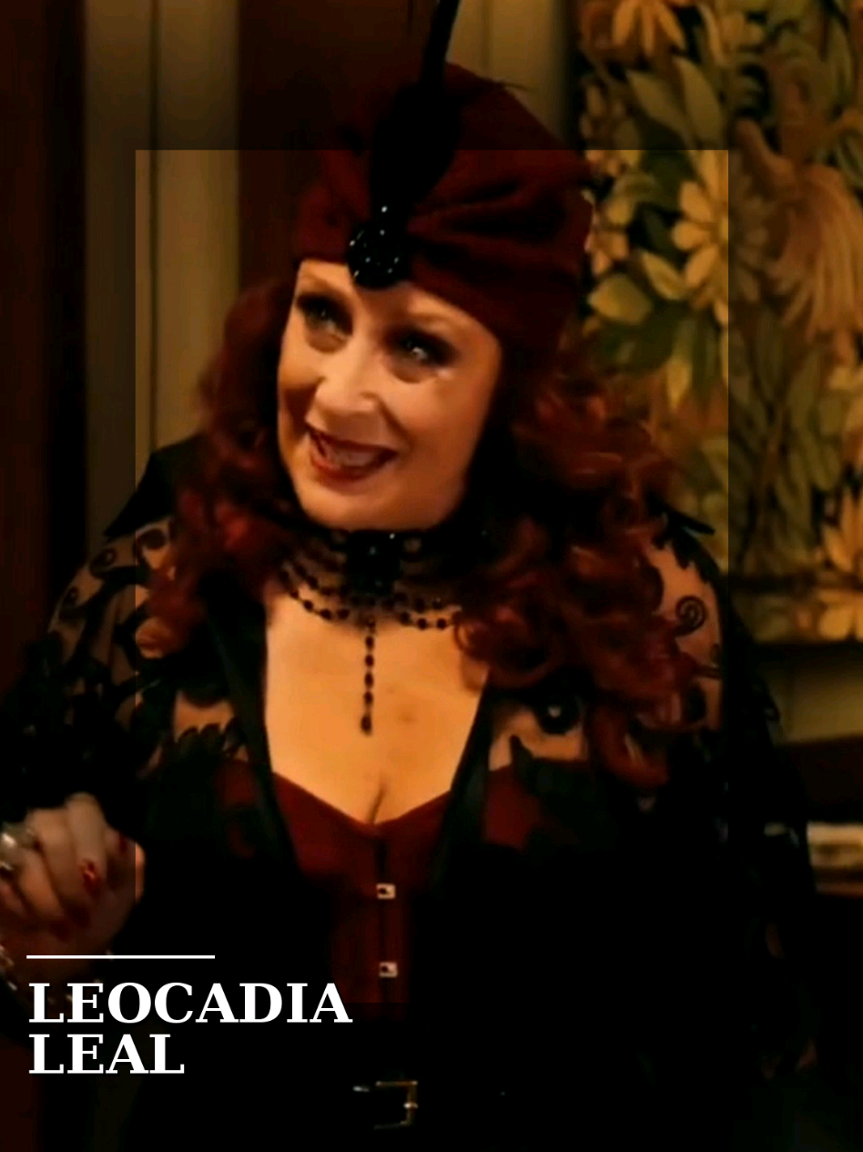 @Leoc&aacute;dia Leal