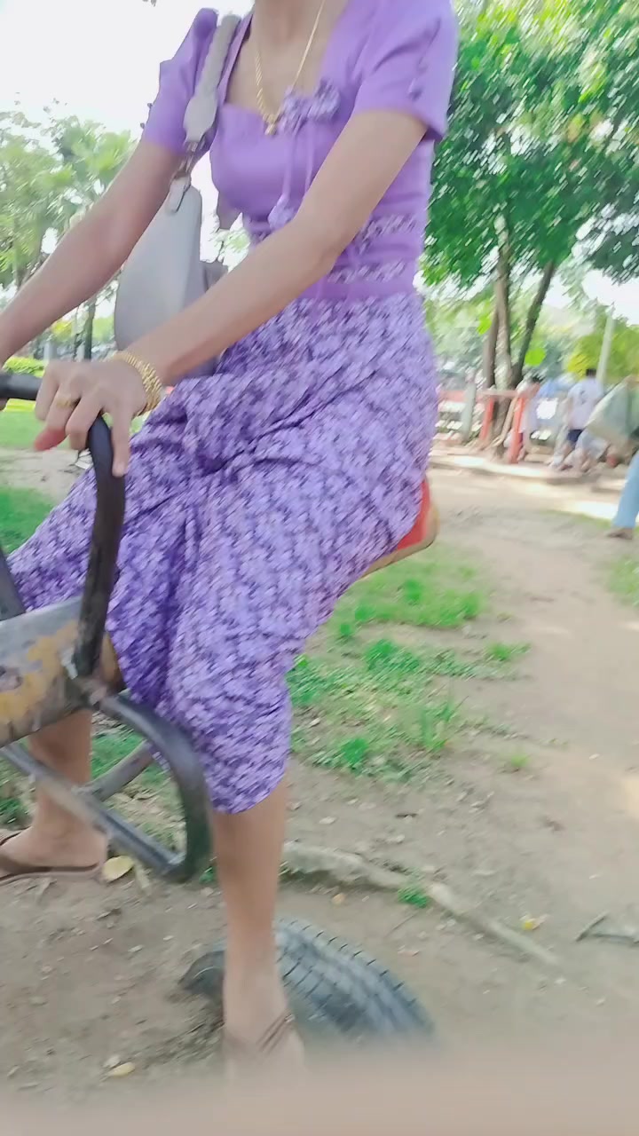 @သံဇင်