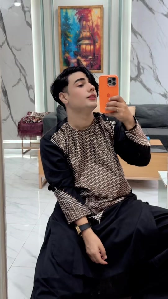 @👑𝑺𝒖𝒛𝒂𝒊𝒏 𝑩𝒂𝒍𝒐𝒄𝒉👑