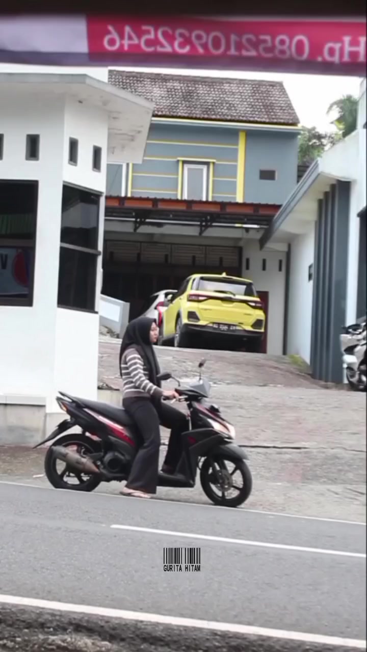 @GURITA HITAM 90