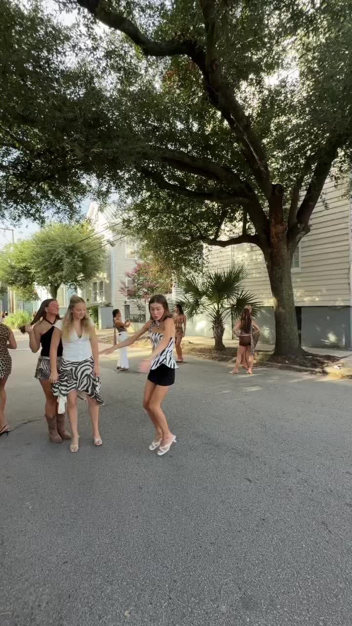 @taracapppppp