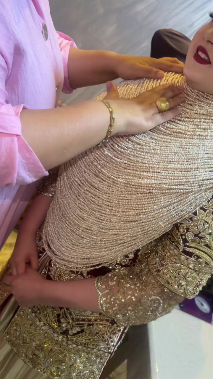 @lalaelamira